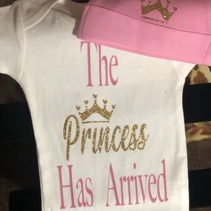 Onesies w or w/o hat